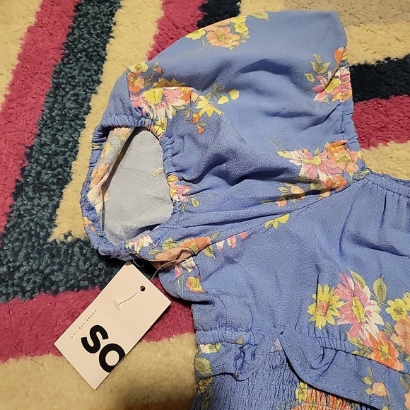NWT Juniors XL SO Smocked Ruffles Blouse Blue Flower Puff Sleeve Crop Top - Picture 9 of 12